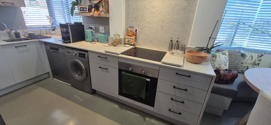 2 Bedroom Property for Sale in Island View Western Cape